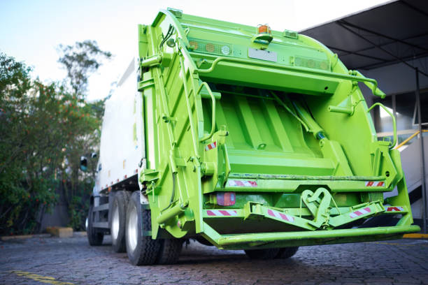 Best Construction Debris Removal  in Grosse Pointe, MI